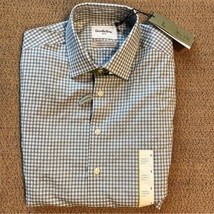 Goodfellow NWT Men’s Button up Long Sleeve Shirt - Small